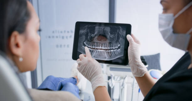 Licensed Tooth Extraction service in Newport Beach, CA - Smile Center Dentistry